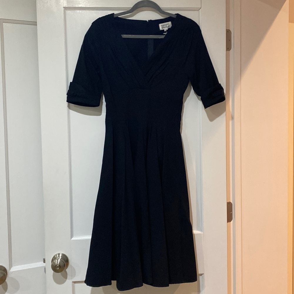 Unique thrift fit & flare dress, size medium (with stretch)